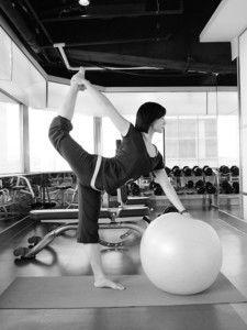 优酷瑜伽球视频视频,跟随优酷视频轻松打造完美身材